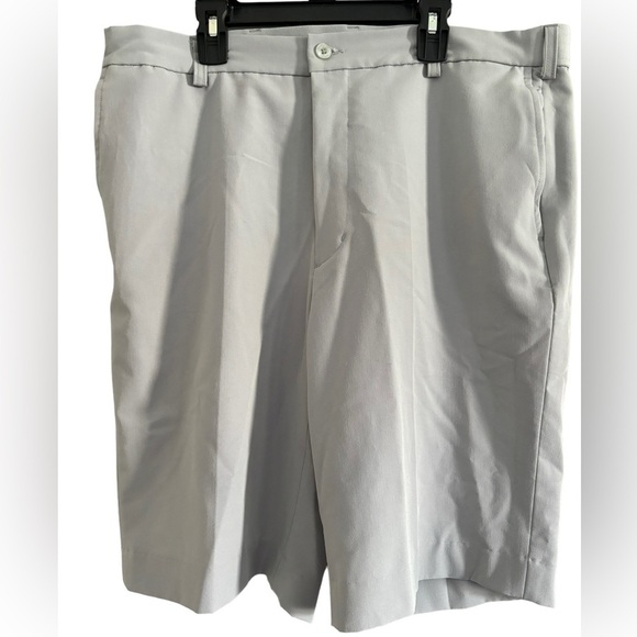 Monterey Club Men's Fairway Stretch Golf Shorts Men's Size 36" Waist Light Gray - Picture 2 of 7